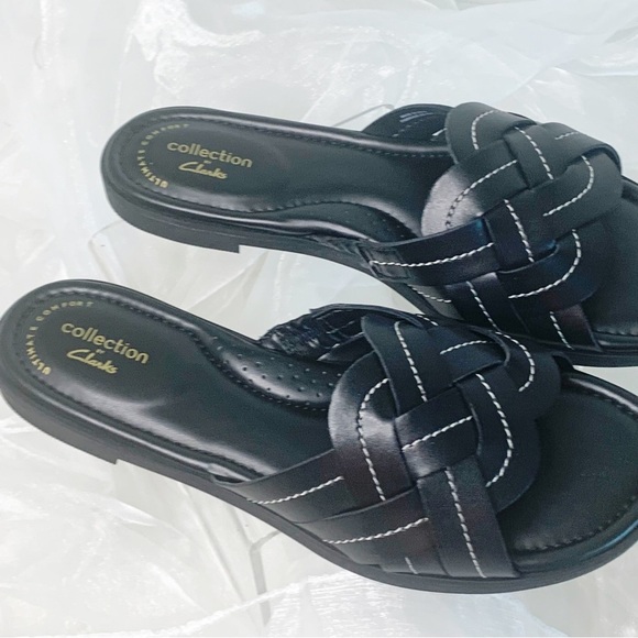 CLARKS
Women's Clarks, Reyna Weave Sandal Size 7 - Picture 4 of 6